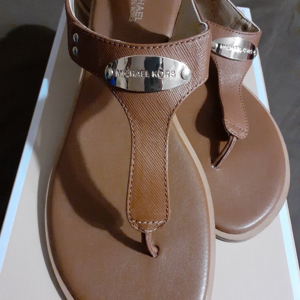 Michael Kors flat leather sandal